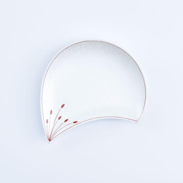 白釉銀彩梅花びら 小皿 - 有田焼のまるぶんオンラインストア