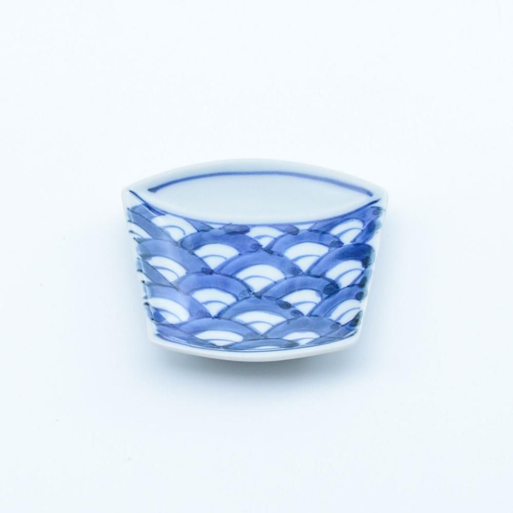 古伊万里 染付 青海波 帆船紋 豆皿 手塩皿 古伊万里 染付 青海波 帆船紋 豆皿 手塩皿 古伊万里 染付 青海