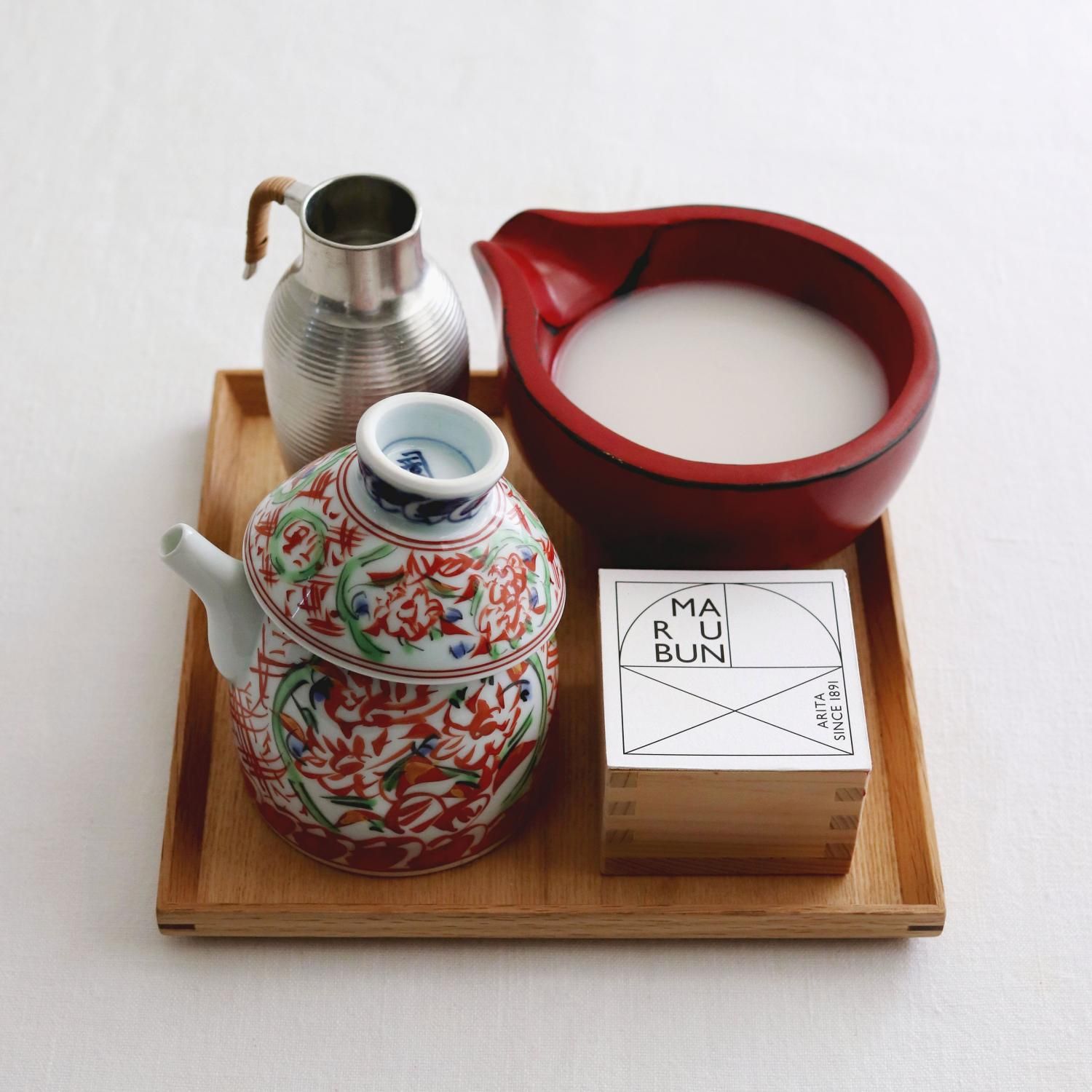 B209s  染付福寿図ちろり　徳利　酒器　茶道具 祥瑞四君子徳利/Sake bottle, blue and white 'SHIKUNSHI