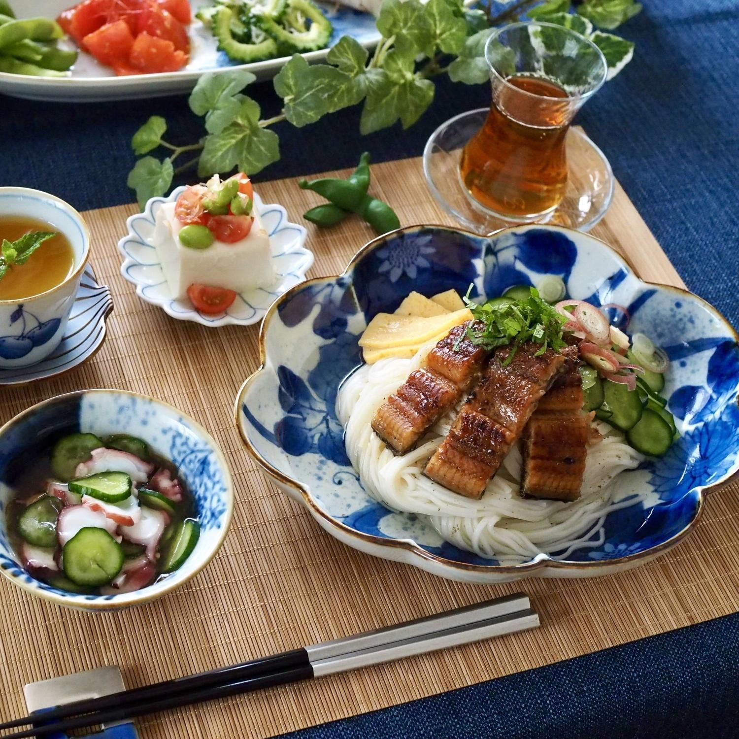 流水花 雲形深皿 | 深皿に最適 - 有田焼のまるぶんオンラインストア