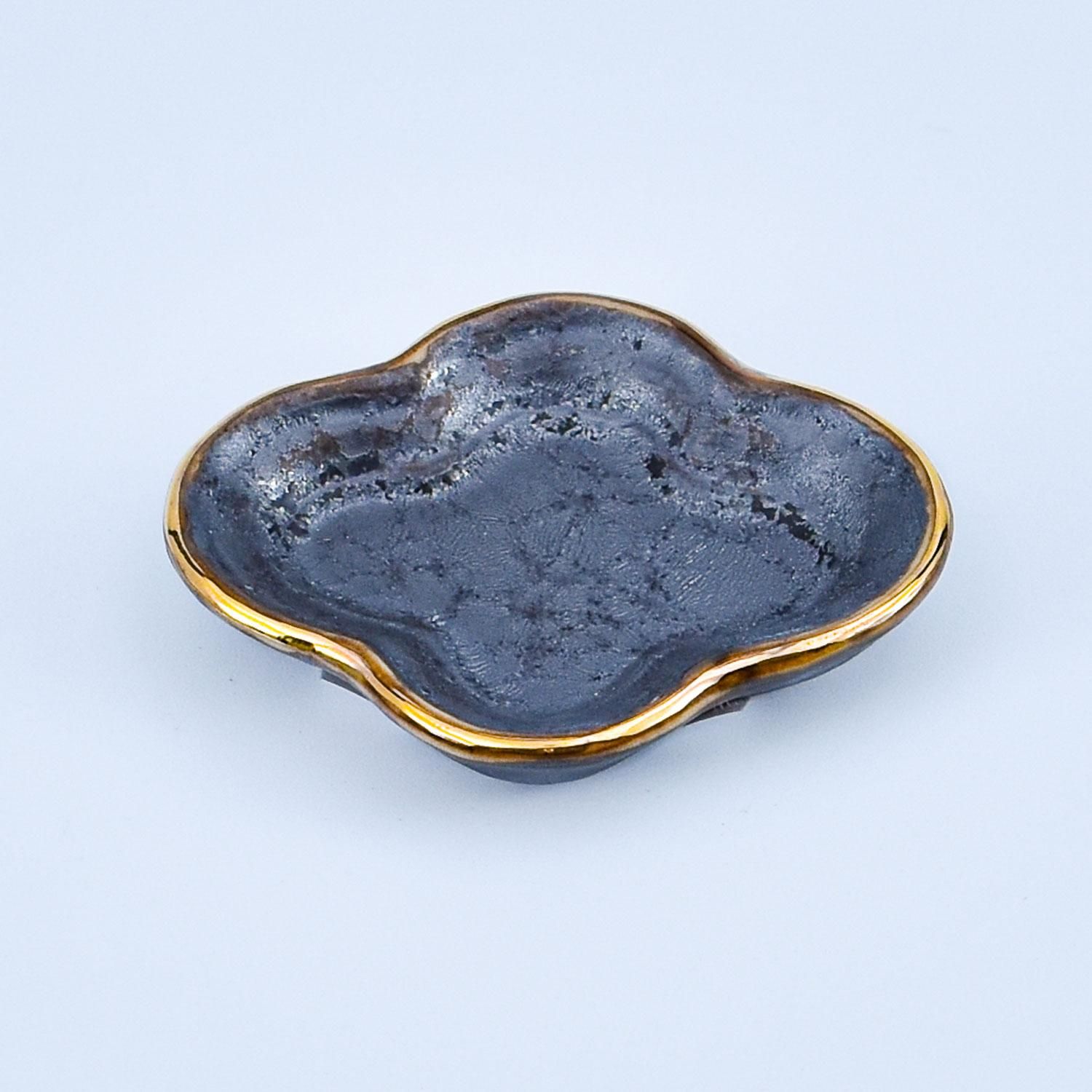 ♦100枚♦黒色金縁皿 　珍味入れ　豆皿　ビュッフェ　アミューズ ♢100枚♢黒色金縁皿 珍味入れ 豆皿 ビュッフェ アミューズ