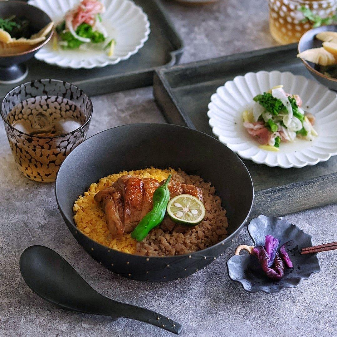 新品未使用 一乗ひかる ラーメンどんぶり＆レンゲセット 美濃焼き 楽天