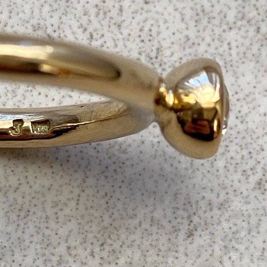 0.3ct diamond ring　(K18YG/ PT900/ K18PG) - J Products