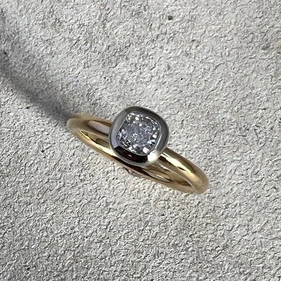 スペシャルオーダー】0.5ct cushioncut diamond ring / GIA鑑定 スペシャルオーダー】0.5ct cushioncut diamond ring / GIA鑑定