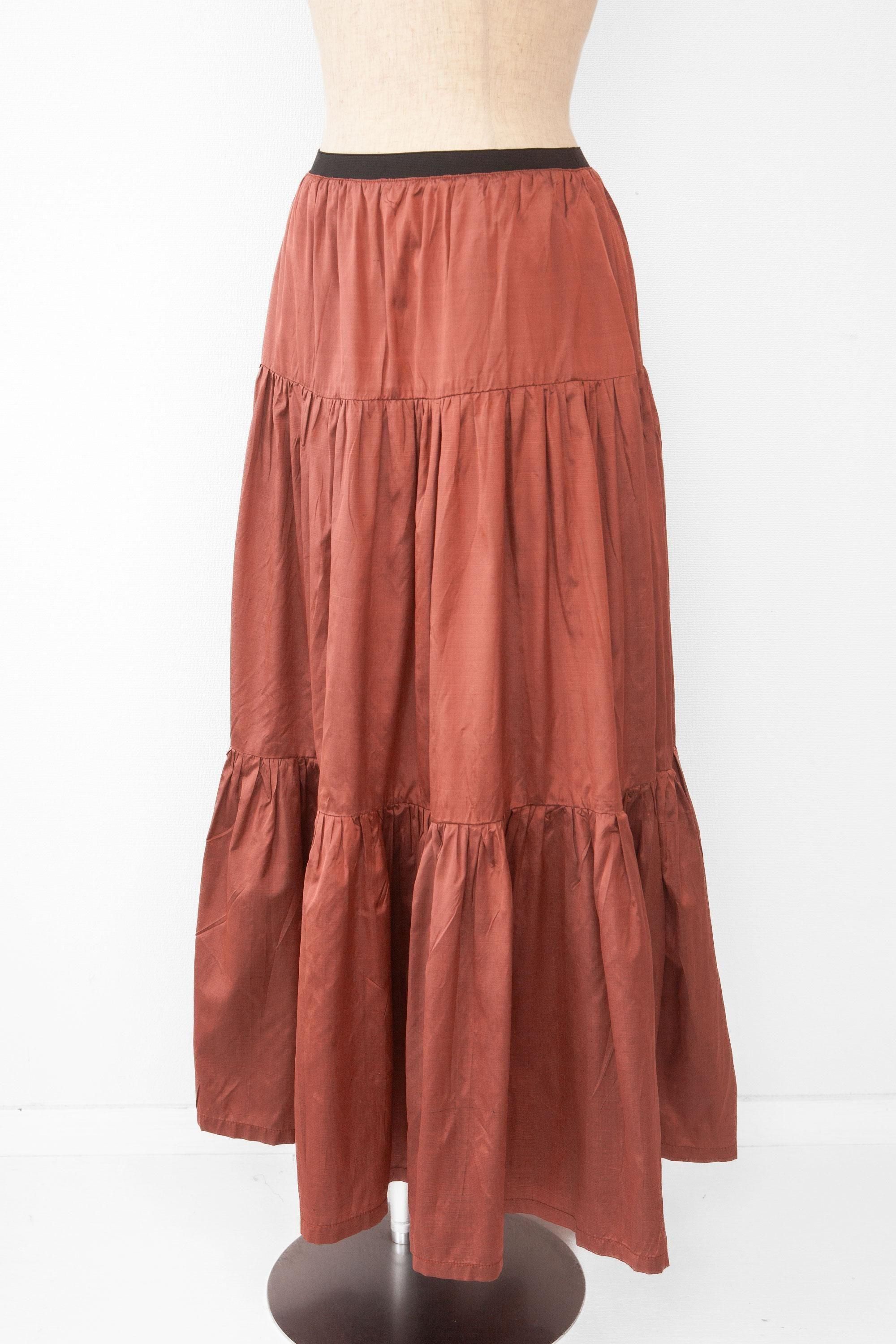 Tiered Skirt / smoke pink