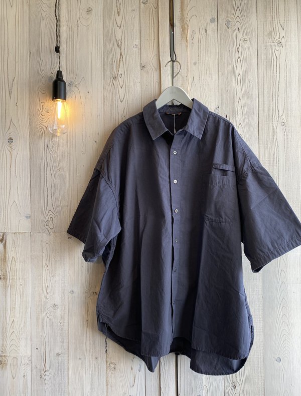 <img class='new_mark_img1' src='https://img.shop-pro.jp/img/new/icons8.gif' style='border:none;display:inline;margin:0px;padding:0px;width:auto;' />roundabout 饦Х S / S Cotton Broad Shirt