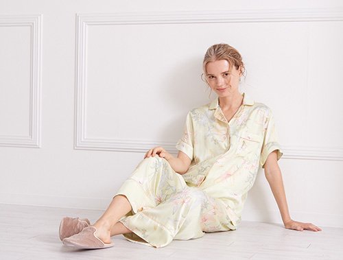 シルクのような肌ざわり 大人女子のためのパジャマの素材と選び方 レーヨン編