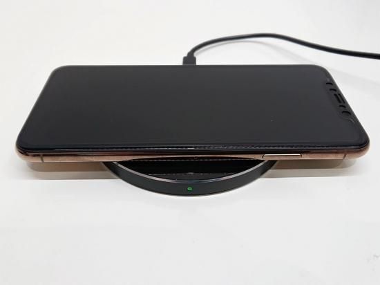 Qi充電 置くだけで充電 ワイヤレス充電 急速充電対応 スマートフォン汎用 U 激安スマホ Iphone アクセサリ ケース フィルム バッテリー ルプラスアウトレット店 Qi充電 置くだけで充電 ワイヤレス充電 急速充電対応 スマートフォン汎用 U 激安スマホ Iphone アクセサリ ケース フィルム バッテリー ルプラスアウトレット店