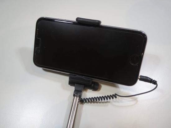 自撮り棒 Self Shot Stick Compact 有線タイプ セルカ棒 超軽量 最小17cmのコンパクトサイズ 激安スマホ Iphone アクセサリ ケース フィルム バッテリー ルプラスアウトレット店 自撮り棒 Self Shot Stick Compact 有線タイプ セルカ棒 超軽量 最小17cmのコンパクトサイズ 激安スマホ Iphone アクセサリ ケース フィルム バッテリー ルプラスアウトレット店