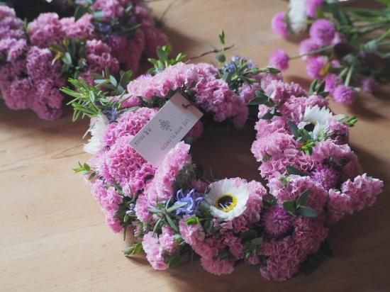 スターチスのリース 花cafe 六花rocca スターチスのリース 花cafe 六花rocca
