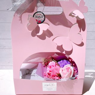 [sugar.C beauty]  FLOWER BOX (天然石美顔ローラーとソープフラワーブーケのセット）