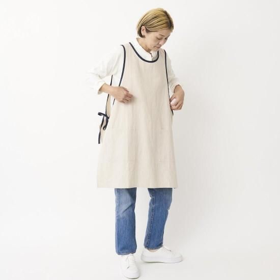 パイピングビブエプロン | ネイビー - SUNNY LOCATIONの公式