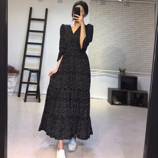 ロングワンピース ロングワンピ レディース Vネック 5分丈袖 マキシ丈 水玉 プリント ワンピース ドット 可愛い 秋冬新作 秋 秋色 秋服 秋sale シャーリング ロングワンピース ロングワンピ 韓国プチプラファッション専門店 Leaflower リーフラワー ロングワンピース ロングワンピ レディース Vネック 5分丈袖 マキシ丈 水玉 プリント ワンピース ドット 可愛い 秋冬新作 秋 秋色 秋服 秋sale シャーリング ロングワンピース ロングワンピ 韓国プチプラファッション専門店 Leaflower リーフラワー