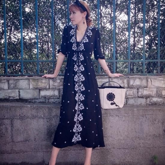 リゾートワンピース リゾートワンピ ロング マキシ丈 春夏新作 春服 夏服 夏物 刺繍 旅行 大人 海 ハワイ ロングワンピース リゾートワンピース リゾートワンピ ロング マキシ丈 春夏新作 夏服 韓国プチプラファッション専門店 Leaflower リーフラワー