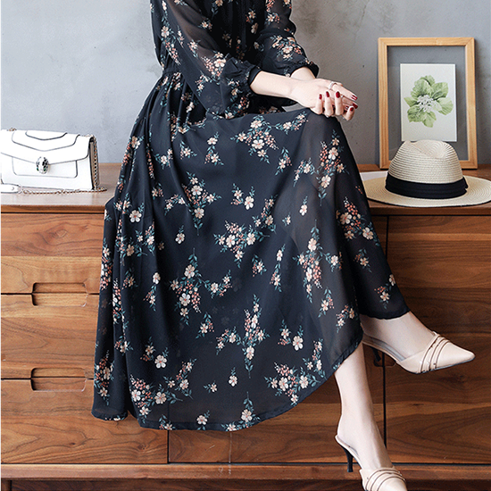 シフォンワンピース マキシ丈ワンピース 黒 花柄 キレイめ 30代 シフォンワンピース マキシ丈ワンピース 黒 花柄 キレイめ 30代
