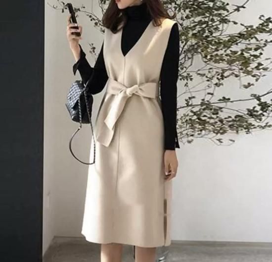 ノースリーブ ニットワンピース ミモレ丈 ウエストリボン 韓国 miniministore 韓国風ワンピース ノースリーブ 肩出し