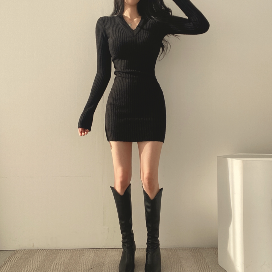 韓国風Vネックセクシーニットミニドレス♡夏女子会デートに ニットワンピ タイト セクシー Vネック レディース 秋 冬 ニット