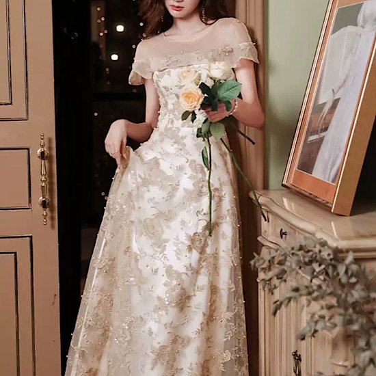 結婚式ドレス イブニングドレス レース 刺繍 シースルー Aライン