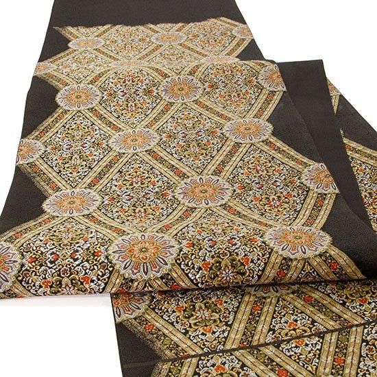 西陣加納幸袋帯（梨地菱取壁画）