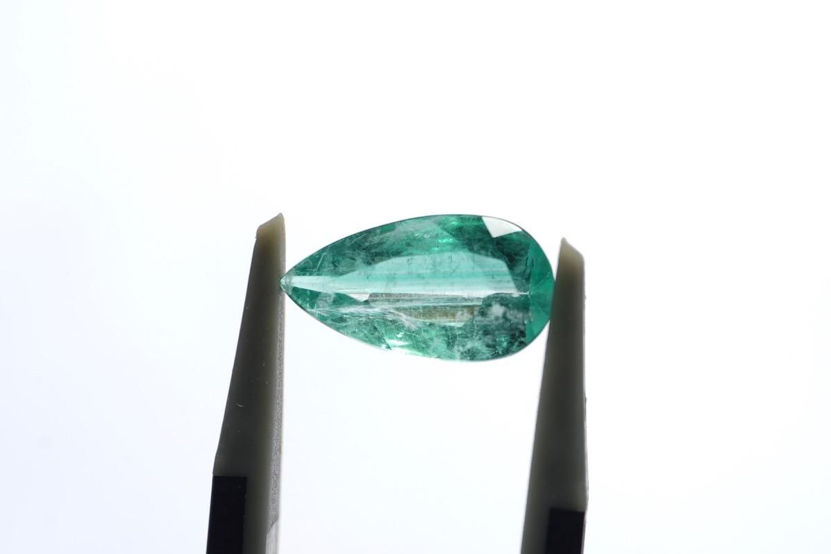 あでぃさま専用　宝石ルース　天然エメラルド エメラルド 宝石 ルース 0．85CT宝石 | 5月の誕生石