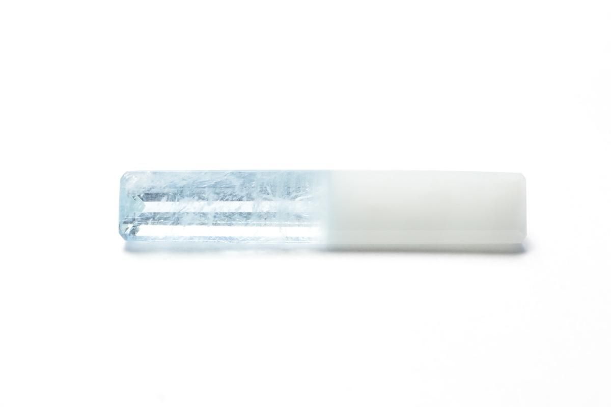 バイカラーアクアマリン,美しいインクルージョンの鉱物図鑑