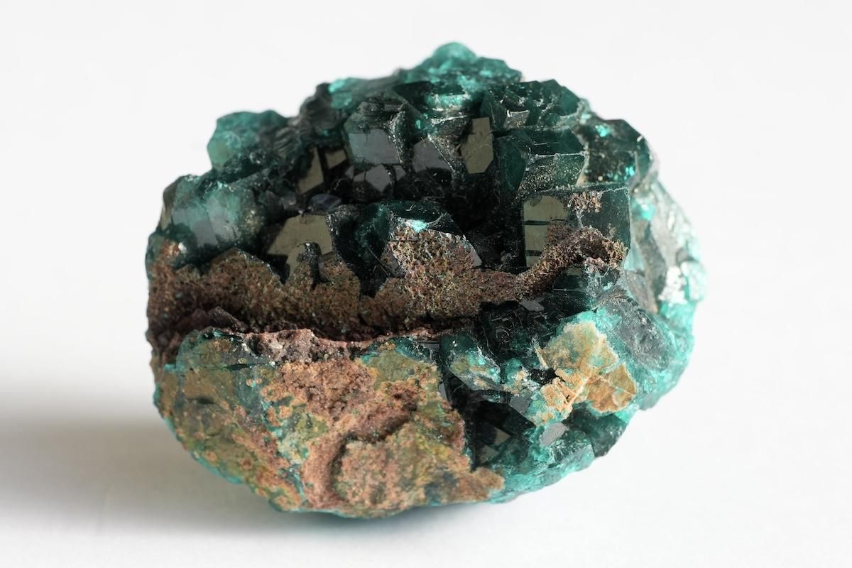 ダイオプテーズ,原石,アトリエルチ,美しいインクルージョンの鉱物図鑑