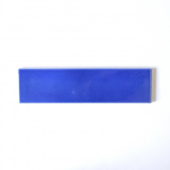 オリジナルタイル通販のタイルメイド 光と溶け合う クラックタイル 青 二丁掛（ケース）