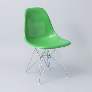 Eames Side Shell / Eiffel Base (DSR)