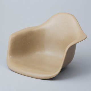 Eames Arm Shell / Greige