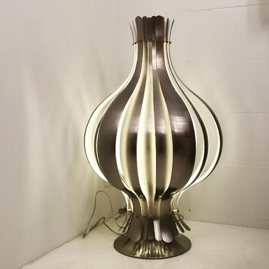 Onion Table Lamp / Used - NICK WHITE Onion Table Lamp / Used - NICK WHITE