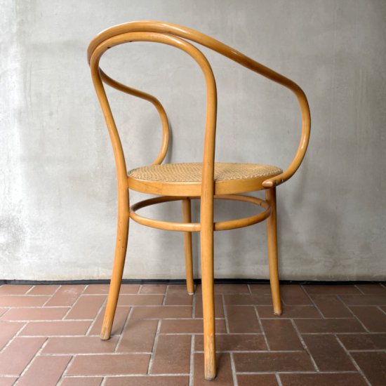 B9 / 209 Arm Chair (A) - NICK WHITE