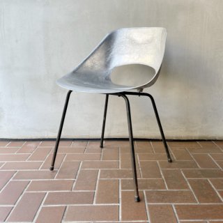 Tulip Chair �<img class='new_mark_img2' src='https://img.shop-pro.jp/img/new/icons5.gif' style='border:none;display:inline;margin:0px;padding:0px;width:auto;' />