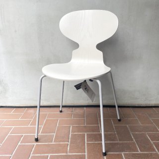 Ant Chair #3101 / Light Beige x Nine Grey