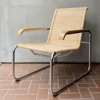Thonet S35 Arm Chair (1980s) <img class='new_mark_img2' src='https://img.shop-pro.jp/img/new/icons47.gif' style='border:none;display:inline;margin:0px;padding:0px;width:auto;' />