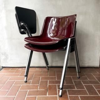 Modus Stacking Chairs / Set of 2<img class='new_mark_img2' src='https://img.shop-pro.jp/img/new/icons47.gif' style='border:none;display:inline;margin:0px;padding:0px;width:auto;' />