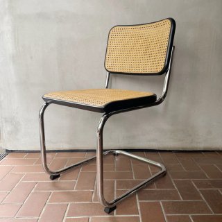 Thonet S32 Chair (1979) / (B)