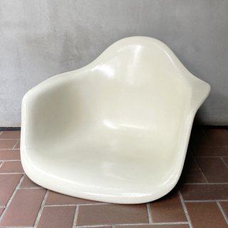 Eames Arm Shell / Parchment