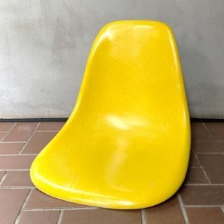 Eames Side Shell / Yellow