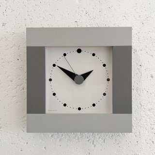 Super Present / Wall Clock