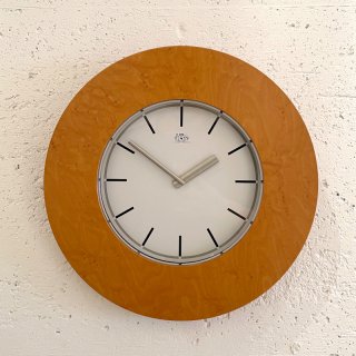 Philip Morris / Wall Clock