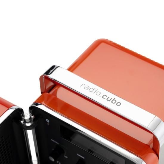 BRIONVEGA ブルートゥーススピーカー radio.cubo Orange radio.cubo | ラジオクーボ by Brionvega | Generate Design