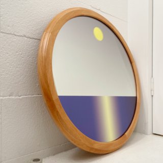 舷窓の鏡（満月）