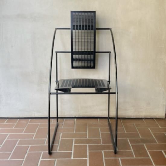 マリオ・ボッタ　クインタ　Mario Botta　QUINTA ポストモダン Quinta Chair (Black) - NICK WHITE