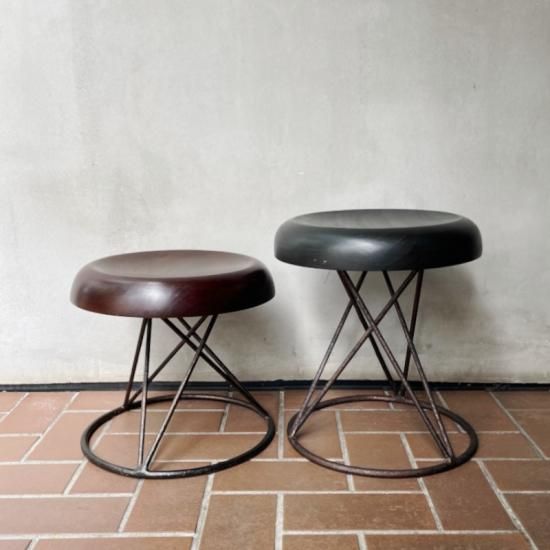 Sori Yanagi / Monjiro Stool (High) - NICK WHITE Sori Yanagi / Monjiro Stool (High) - NICK WHITE