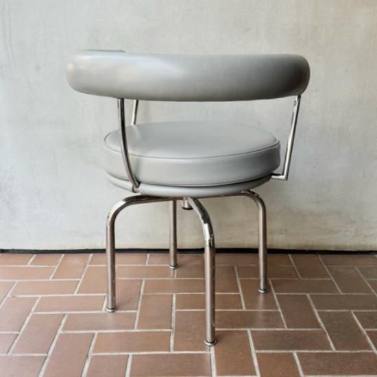 カッシーナ LC7 レザー ブラックフレーム Cassina / LC7 (used) - NICK