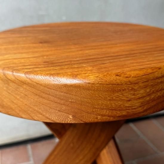 Pierre Chapo / Round Stool S31 (70's Vintage) - NICK WHITE Pierre Chapo / Round Stool S31 (70's Vintage) - NICK WHITE