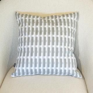Siena Cushion Cover 50x50cm + <img class='new_mark_img2' src='https://img.shop-pro.jp/img/new/icons20.gif' style='border:none;display:inline;margin:0px;padding:0px;width:auto;' />