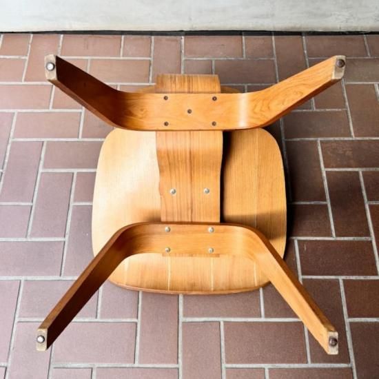 DCW(Dining Chair Wood) / VIntage - NICK WHITE