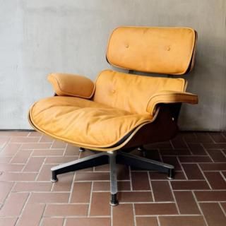 Eames Lounge Chair / Special Natural Leather Edition<img class='new_mark_img2' src='https://img.shop-pro.jp/img/new/icons5.gif' style='border:none;display:inline;margin:0px;padding:0px;width:auto;' />