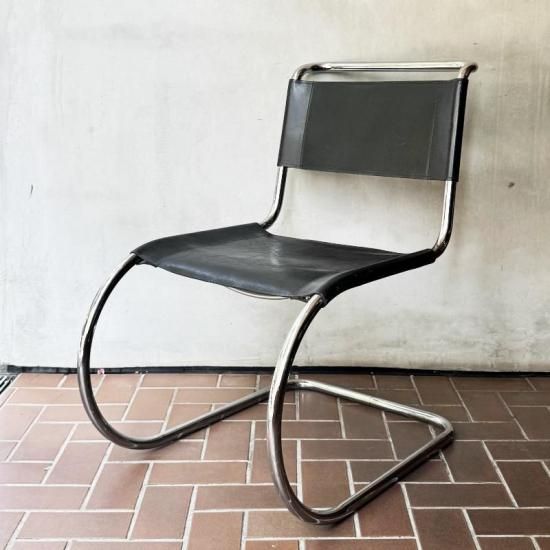 ミース・ファン・デル・ローエ S533 ブラックレザーTHONET製